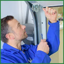 Quality Garage Door Weymouth, MA 781-618-3208 - side-t-21-gr-39m-garage-door-installation